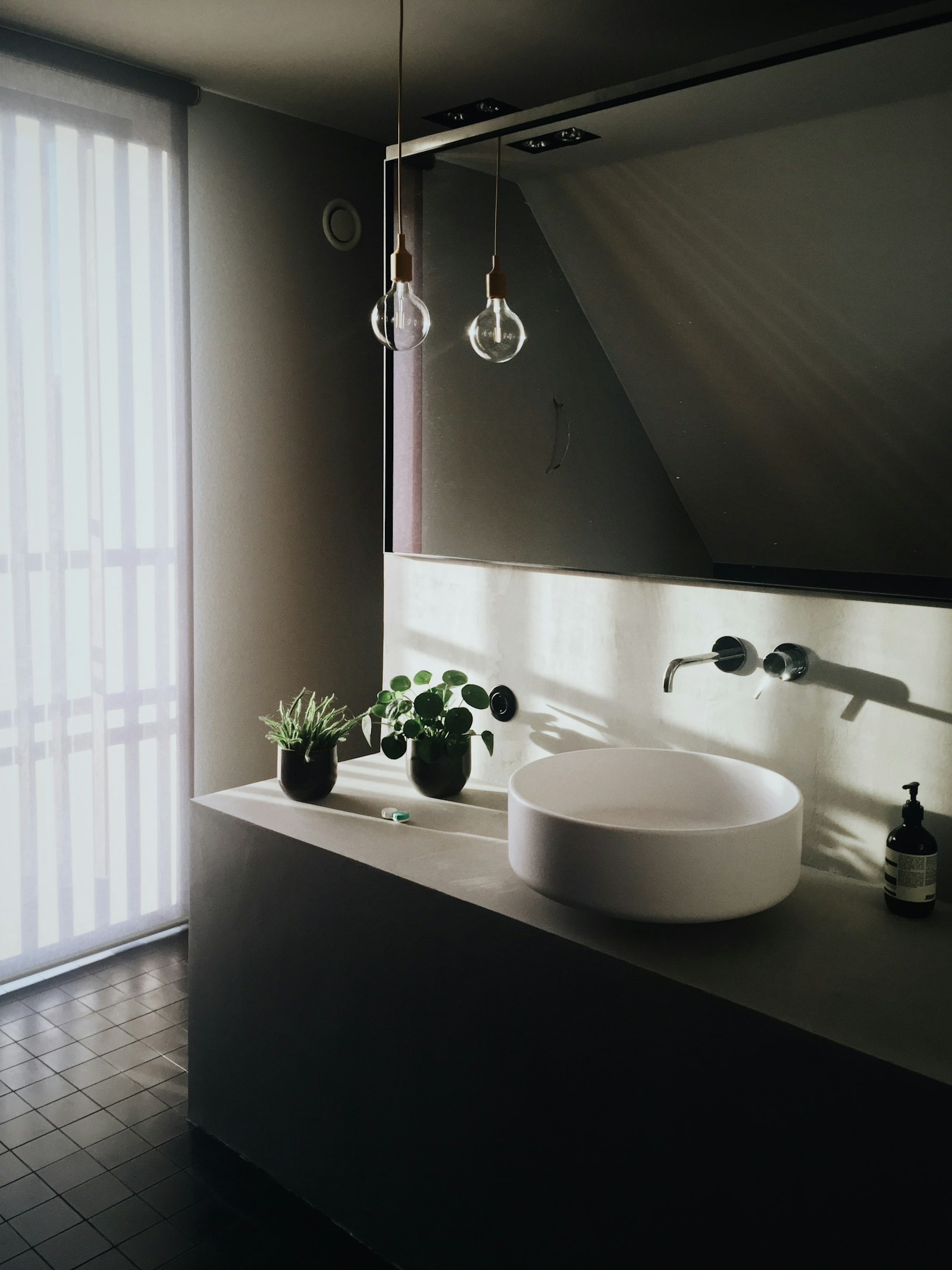 Avery Vanity