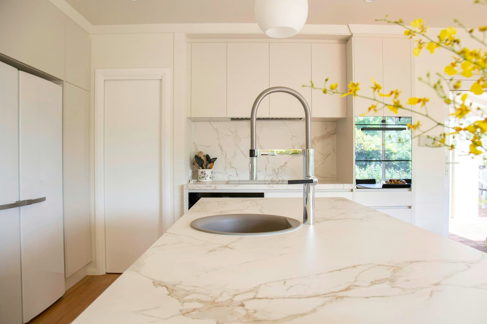 Linen Stone kitchen countertop in a contemporary kitchen